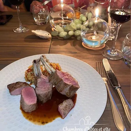 Alojamento de Acomodação e Pequeno-almoço Marie Jean D'hôtes&gîte Oupia