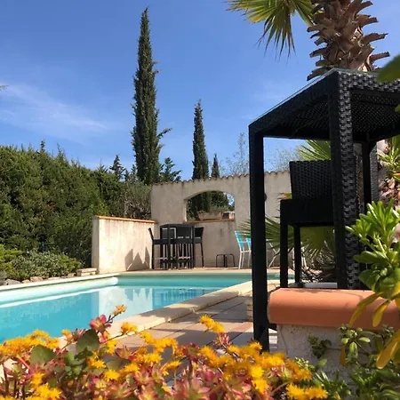 Marie Jean D'hotes & Bed & Breakfast 4*