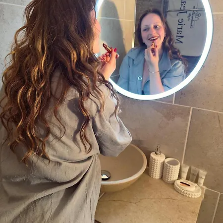 Marie Jean D'hotes &