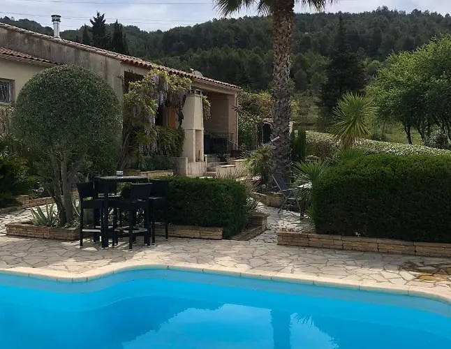 Marie Jean D'hotes & Bed & Breakfast