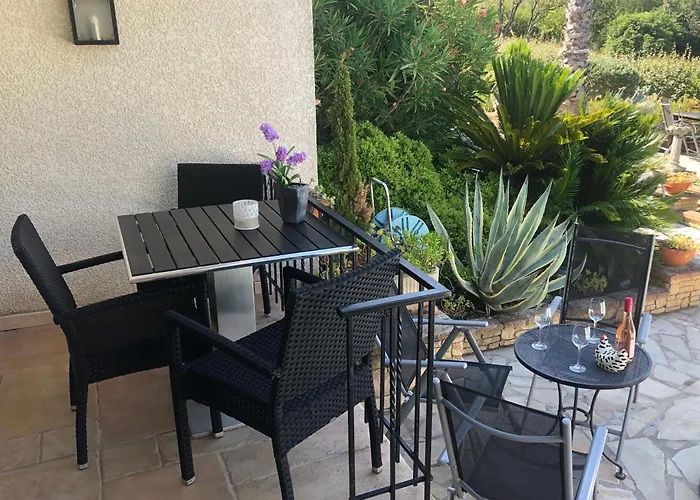 Bed & Breakfast Marie Jean D'hotes & Oupia