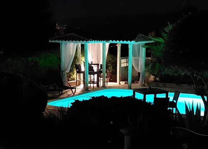 Marie Jean D'hotes & Bed & Breakfast